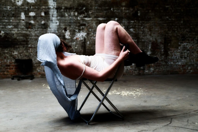 Ira Kharlamova, Beyond the civilized body - Laboratory, Photographer Jürgen Fritz
