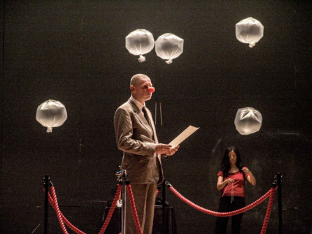 Black Market International, Performance Konferenz, Podewil Berlin, 2005