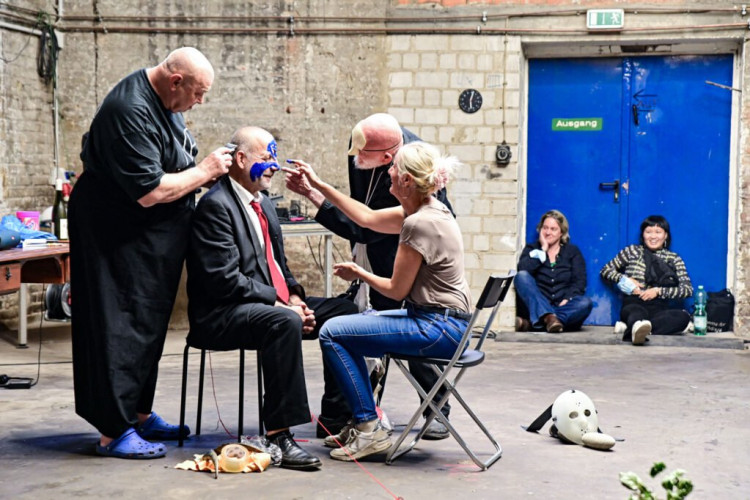 5 -hours Performance, BLACK MARKET INTERNATIONAL - Exploring 2021, Photographer Christine Biehler