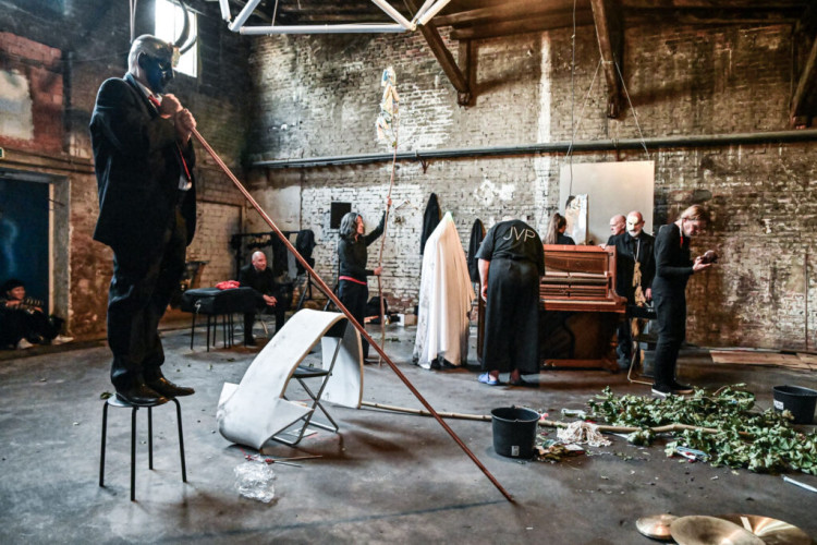 5 -hours Performance, BLACK MARKET INTERNATIONAL - Exploring 2021, Photographer Christine Biehler